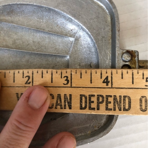 Vtg Cuisor Metal Sandwich Maker - Picture 13 of 16